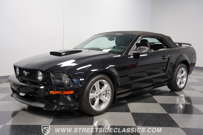 2009 Ford Mustang 5