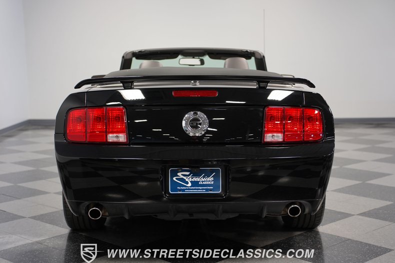 2009 Ford Mustang 11