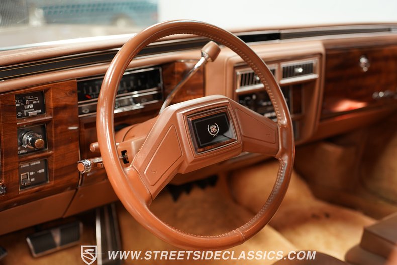 1988 Cadillac Brougham D Elegance 42