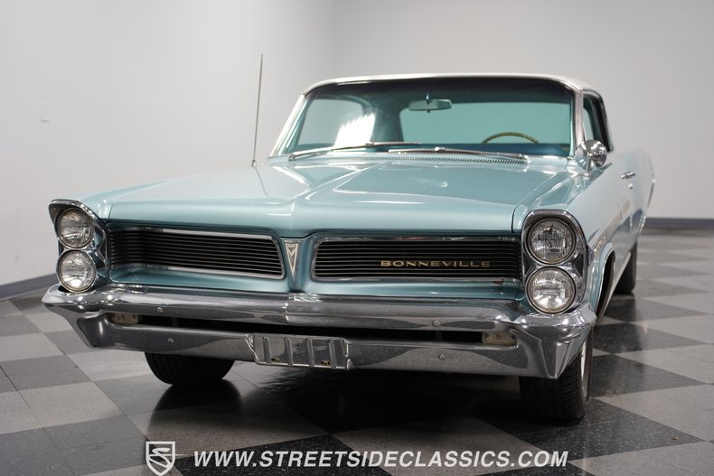 1963 Pontiac Bonneville 22