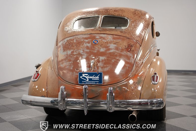 1939 Chrysler Royal 30