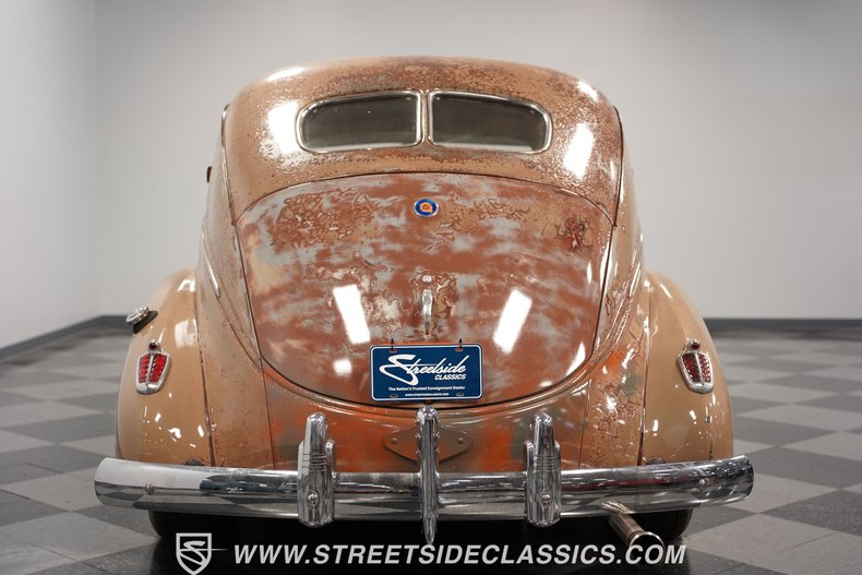 1939 Chrysler Royal 11