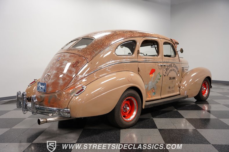 1939 Chrysler Royal 13