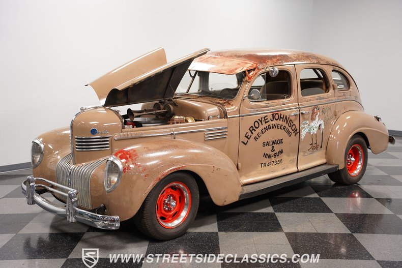 1939 Chrysler Royal Street Rod 35