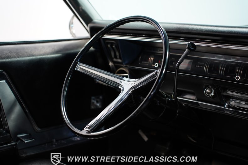 1967 Buick Riviera 54
