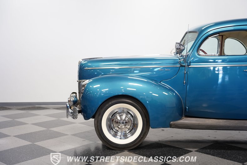 1940 Ford Deluxe 24
