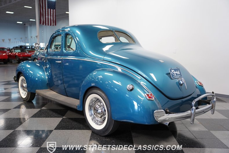 1940 Ford Deluxe 9