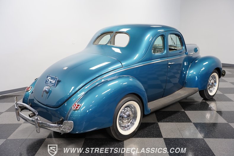 1940 Ford Deluxe 29