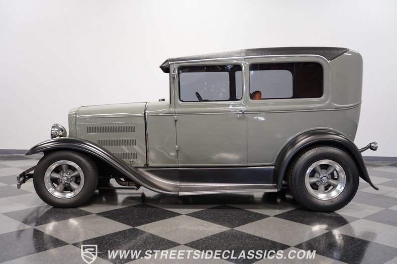 1930 Ford Model A 2