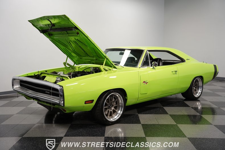 1970 Dodge Charger 35