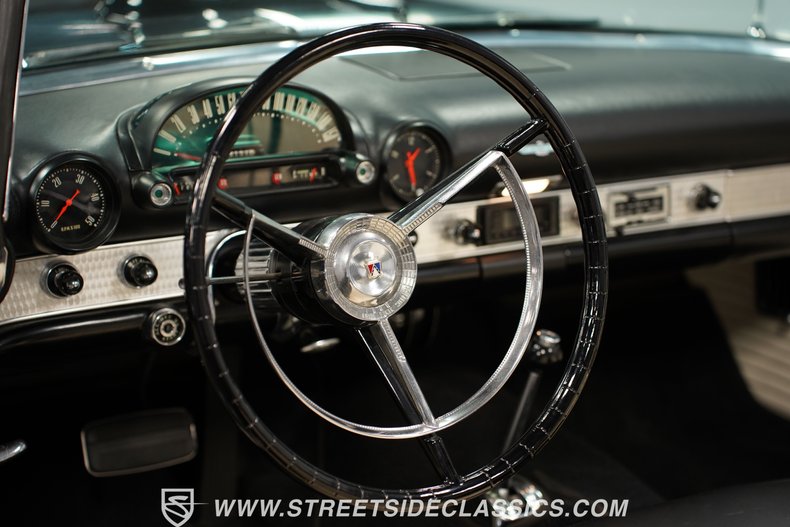 1956 Ford Thunderbird 42