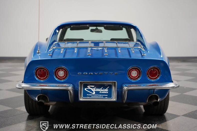 1969 Chevrolet Corvette 11