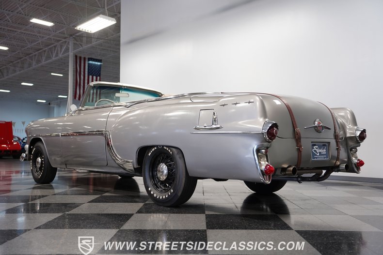 1954 Pontiac Star Chief 26