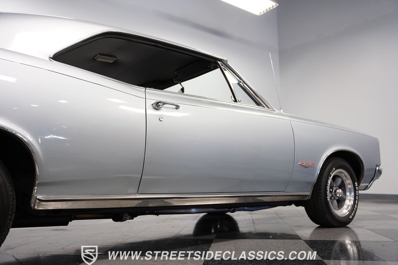 1966 Pontiac GTO 31