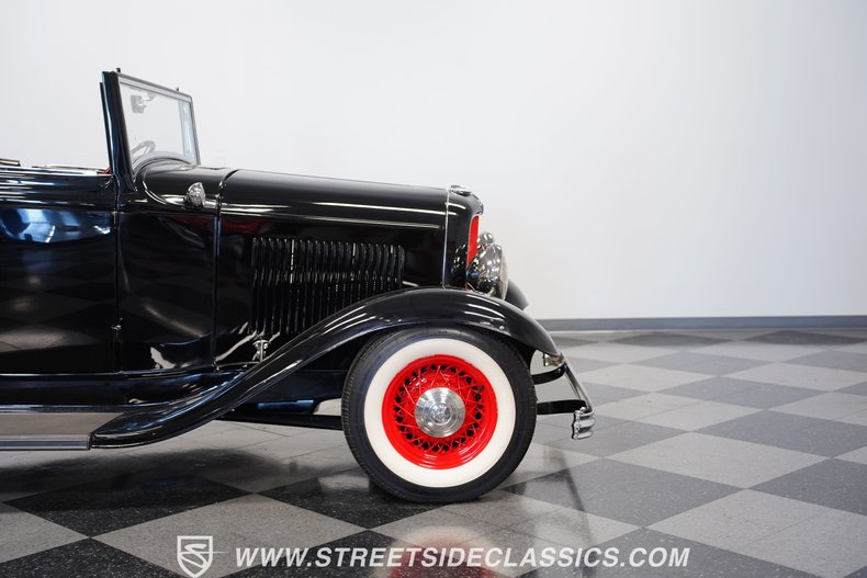 1932 Ford Cabriolet 32