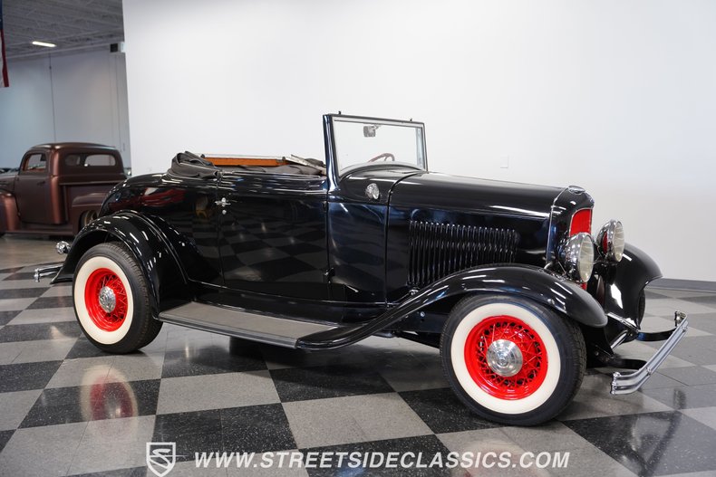 1932 Ford Cabriolet 16