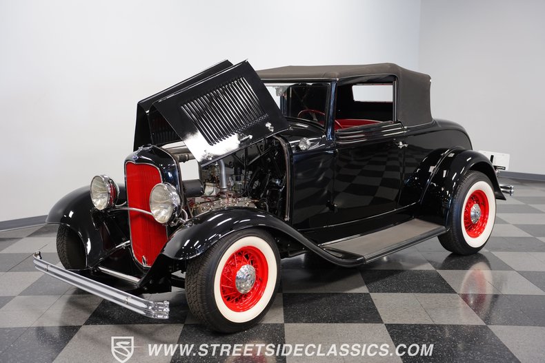 1932 Ford Cabriolet 34