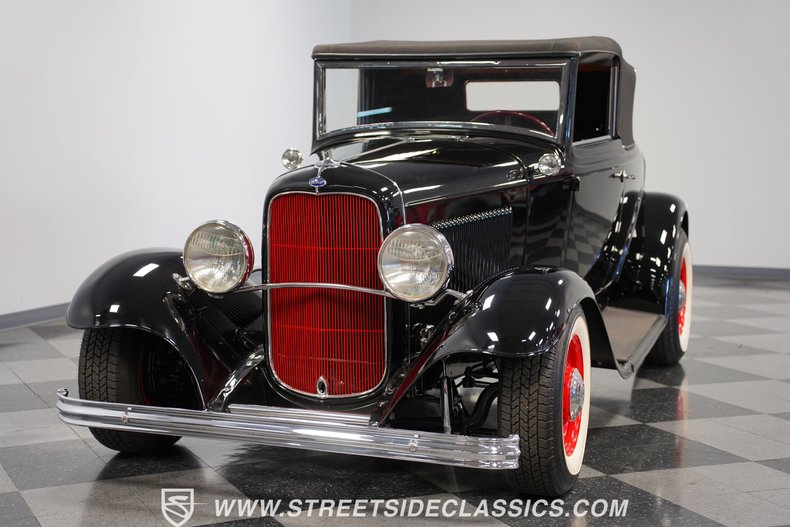 1932 Ford Cabriolet 20