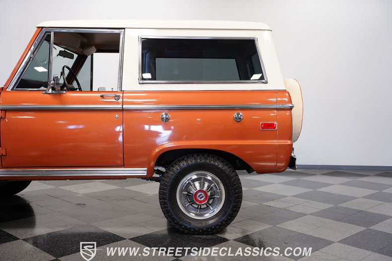 1974 Ford Bronco 25