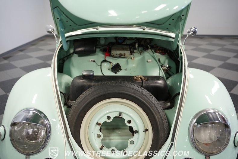 1961 Volkswagen Beetle 37