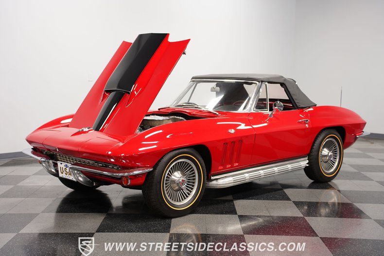 1966 Chevrolet Corvette 35