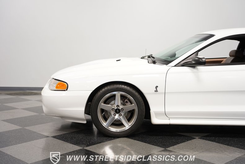 1997 Ford Mustang 24