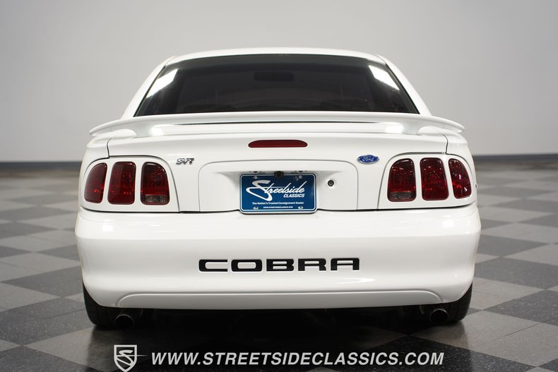 1997 Ford Mustang SVT Cobra 27
