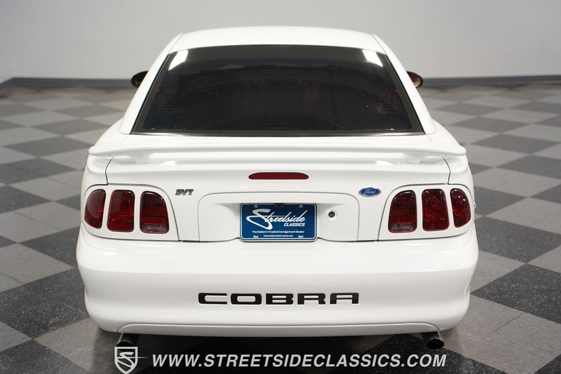 1997 Ford Mustang SVT Cobra 28