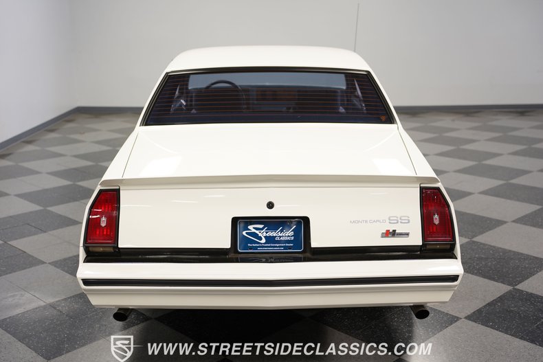 1984 Chevrolet Monte Carlo SS 28
