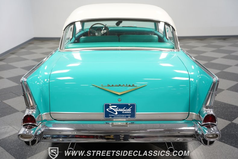 1957 Chevrolet Bel Air  28