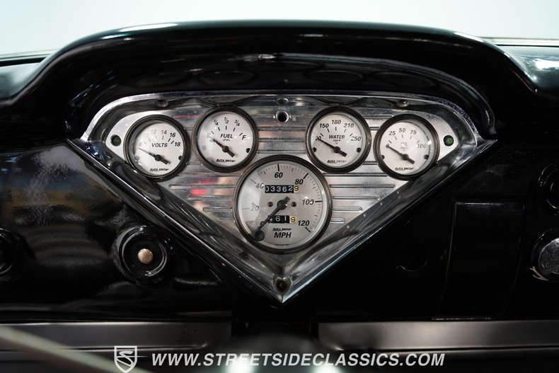 1957 Chevrolet 3100 44