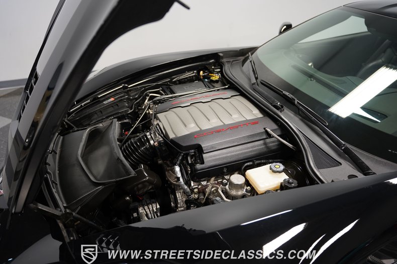 2017 Chevrolet Corvette Stingray 2LT Z51 37