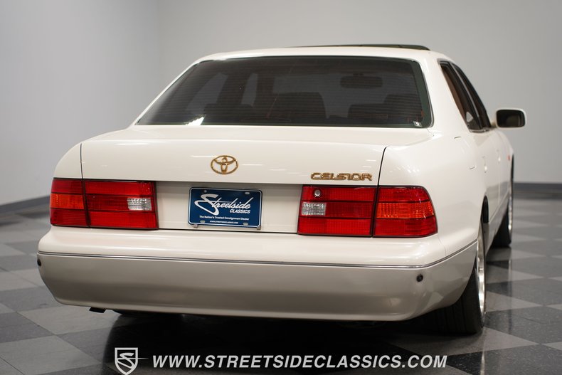 1997 Toyota Celsior  30