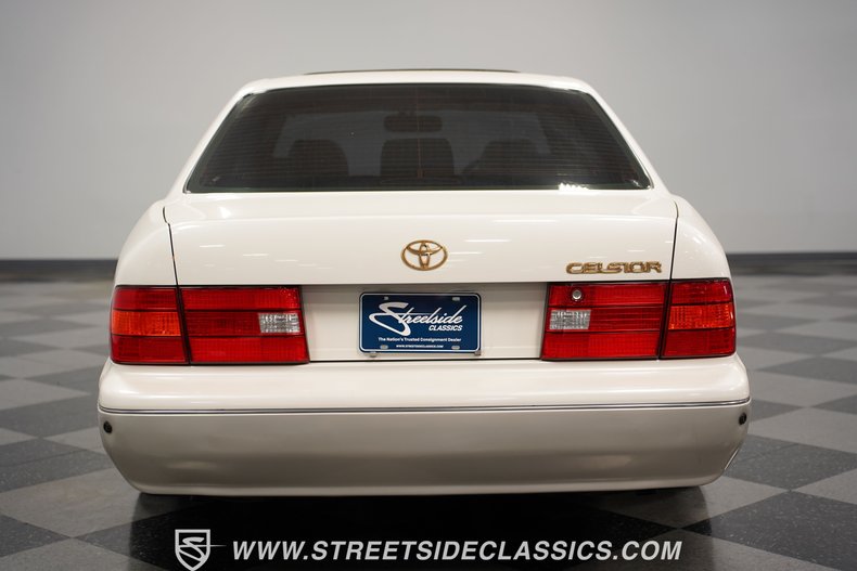 1997 Toyota Celsior  11