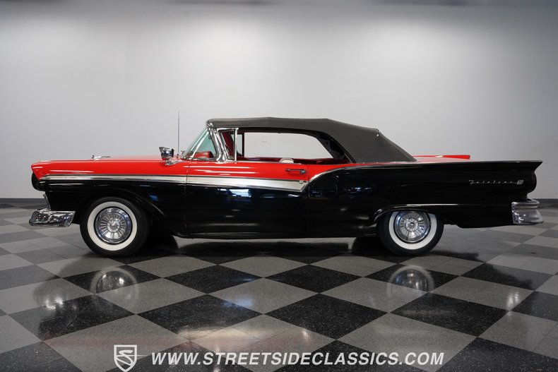 1957 Ford Fairlane 500 Sunliner Convertible 2