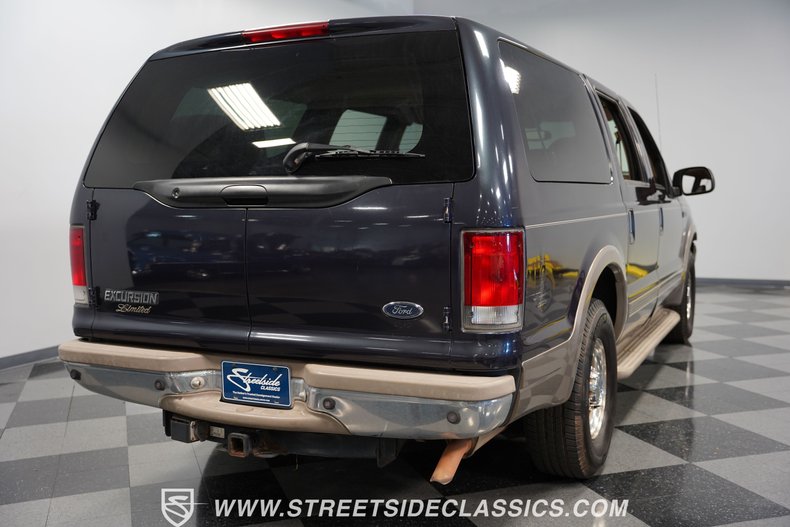 2001 Ford Excursion  12