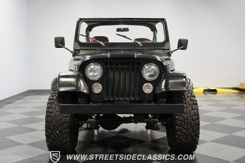 1985 Jeep CJ7  19