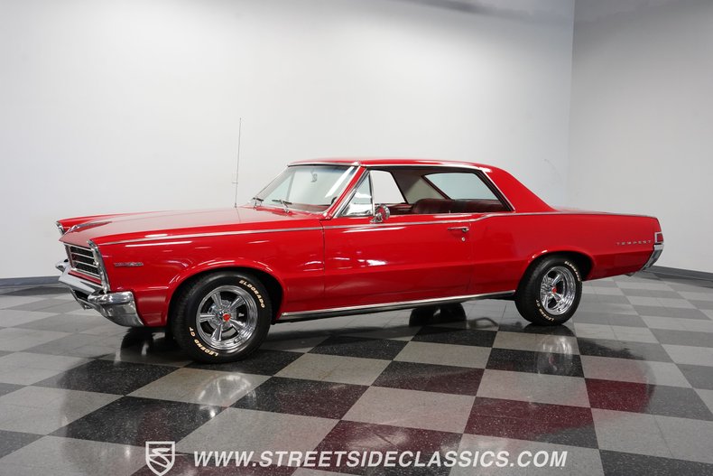 1965 Pontiac Tempest Custom 6