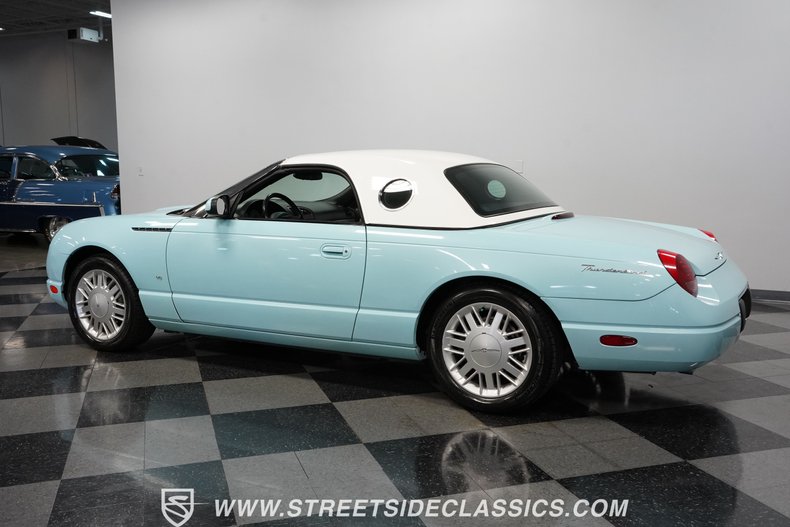 2003 Ford Thunderbird  8