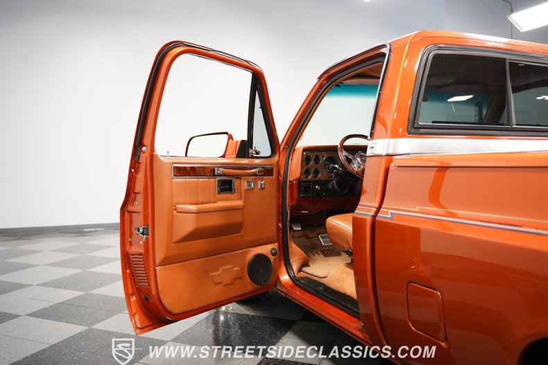 1986 Chevrolet C10 6.2L LT1 Restomod 36