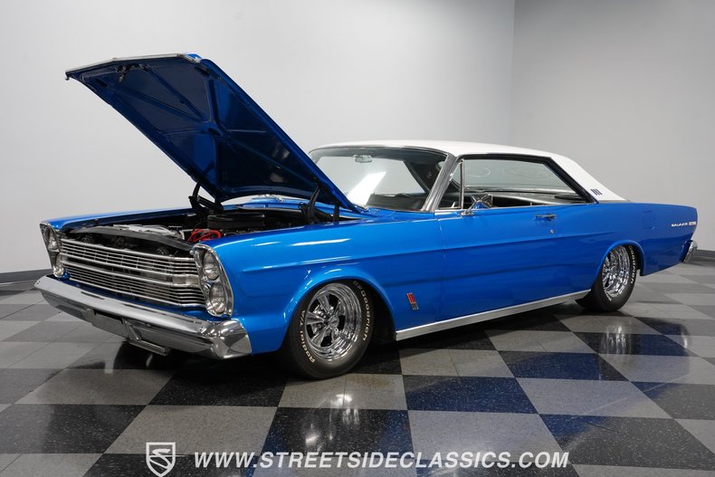 1966 Ford Galaxie 500 Fastback 31