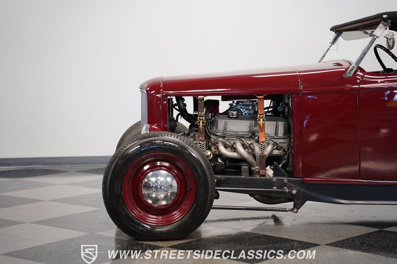 1932 Ford Roadster  23