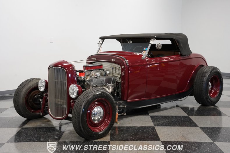 1932 Ford Roadster  31