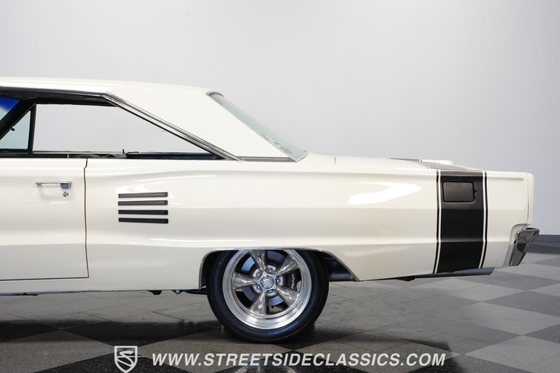 1966 Dodge Coronet Restomod 24