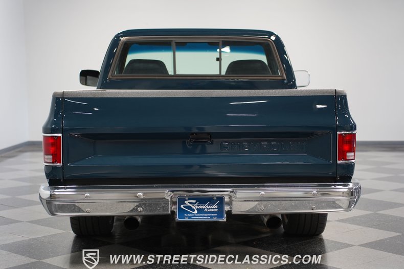 1985 Chevrolet C10  25