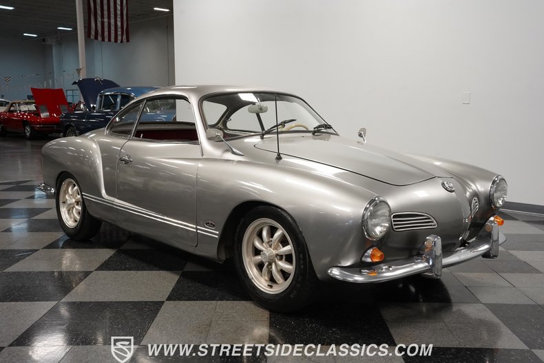 1969 Volkswagen Karmann Ghia  16