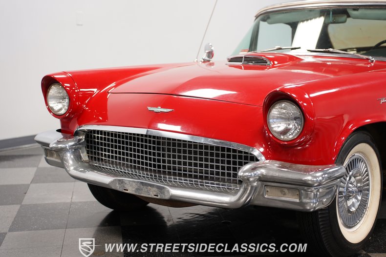 1957 Ford Thunderbird Convertible 19