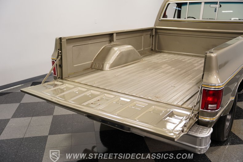 For Sale 1977 GMC C1500 Stock# 9847-CHA Fullscreen Grid Image 55