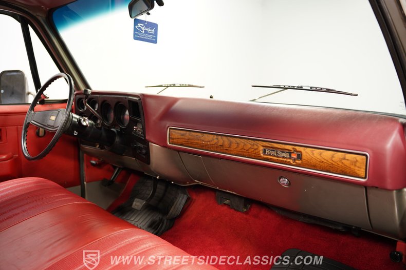 For Sale 1977 GMC C1500 Stock# 9847-CHA Fullscreen Grid Image 49
