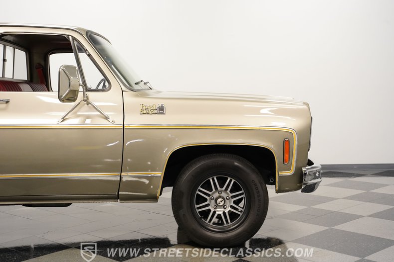 For Sale 1977 GMC C1500 Stock# 9847-CHA Fullscreen Grid Image 31